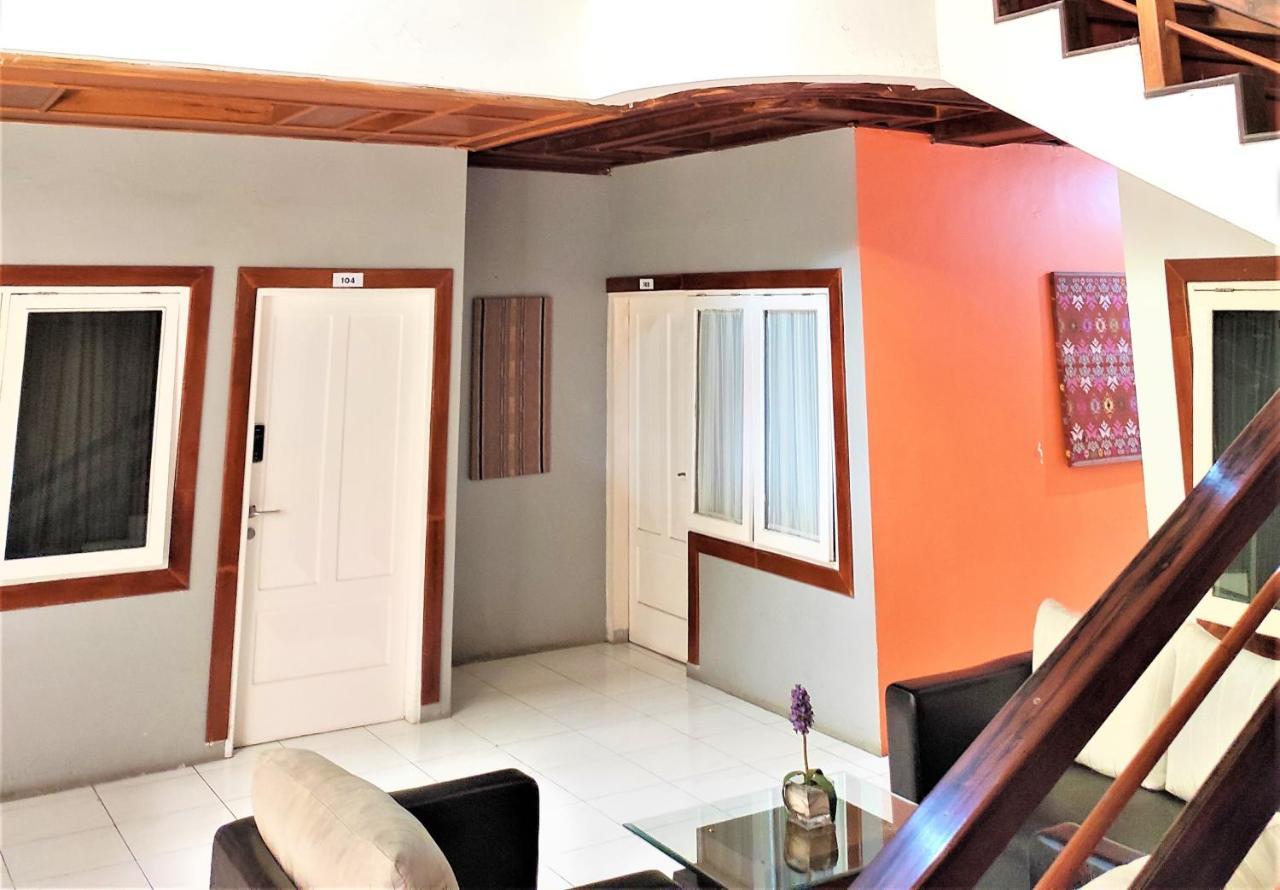 Arwiga Hotel Bandung Exterior photo