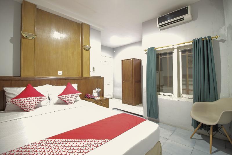 Arwiga Hotel Bandung Exterior photo