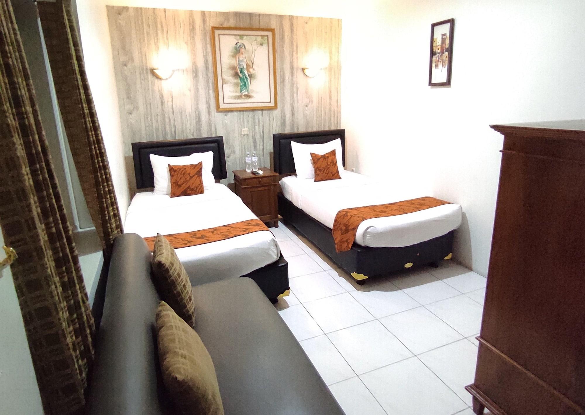 Arwiga Hotel Bandung Exterior photo
