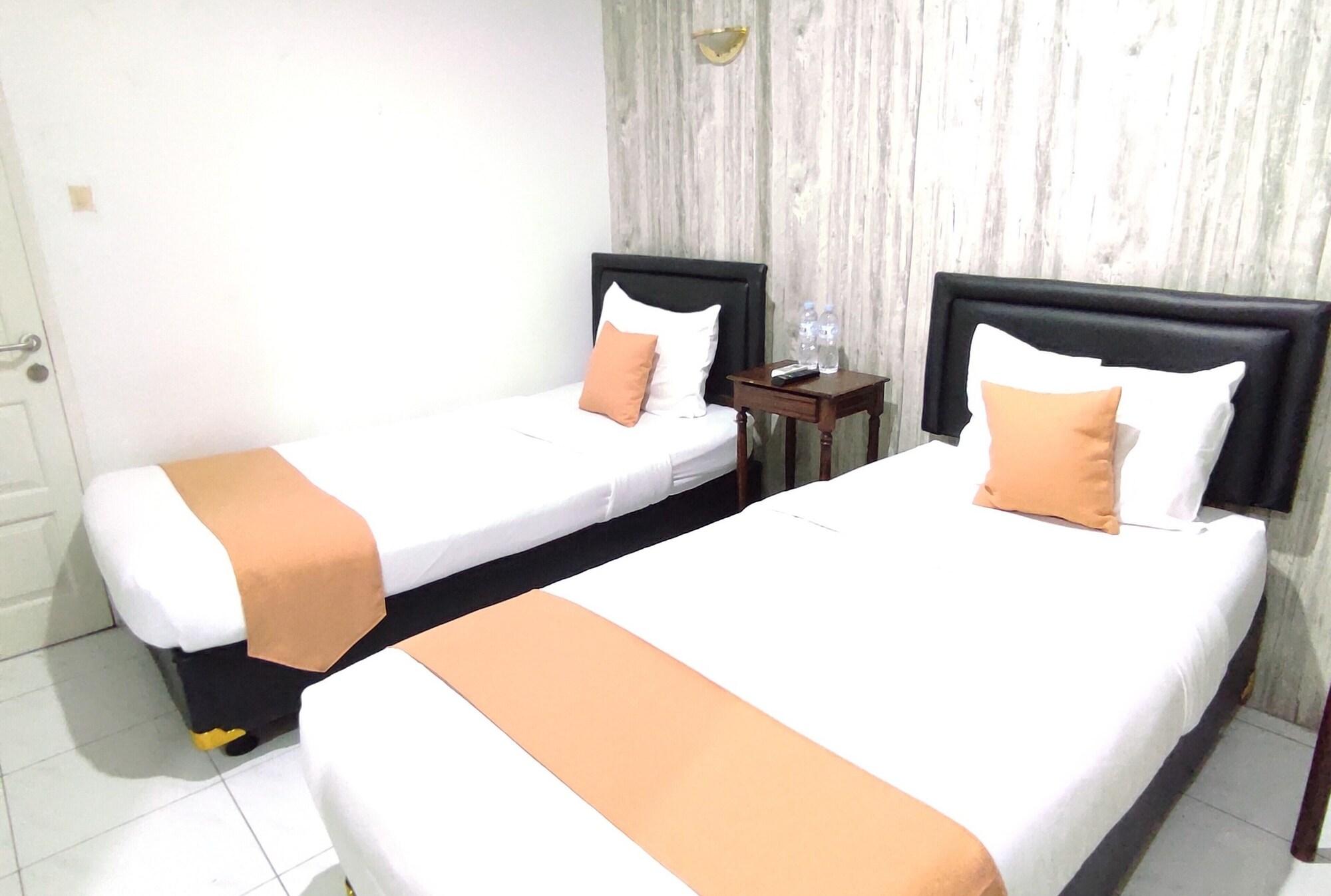 Arwiga Hotel Bandung Exterior photo