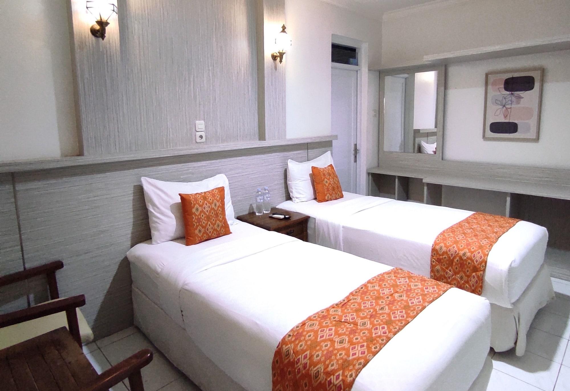 Arwiga Hotel Bandung Exterior photo