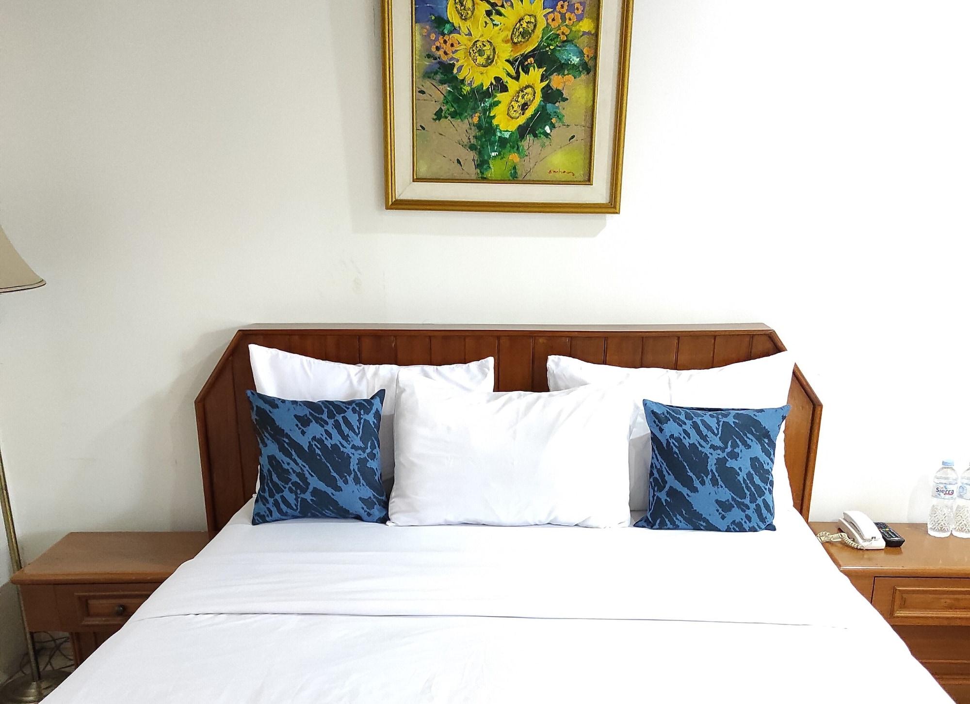 Arwiga Hotel Bandung Exterior photo