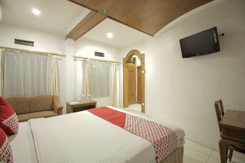 Arwiga Hotel Bandung Exterior photo